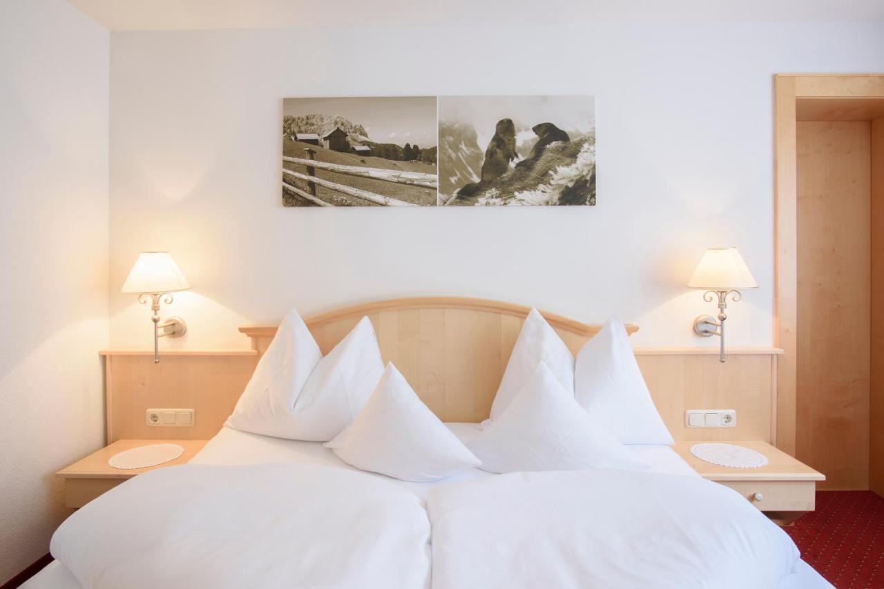 Hotel سيلبيرتال الغرفة الصورة