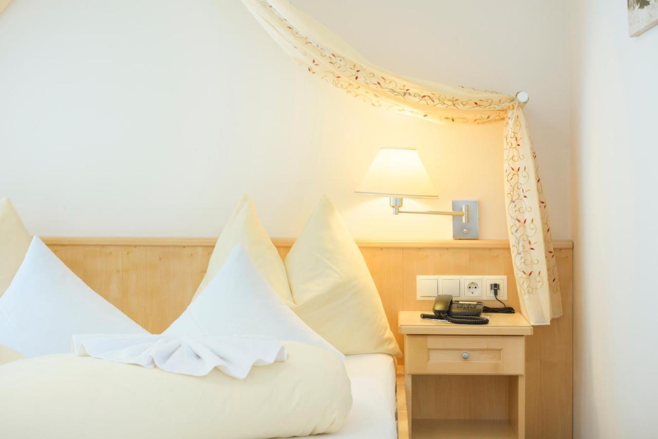 Hotel سيلبيرتال الغرفة الصورة
