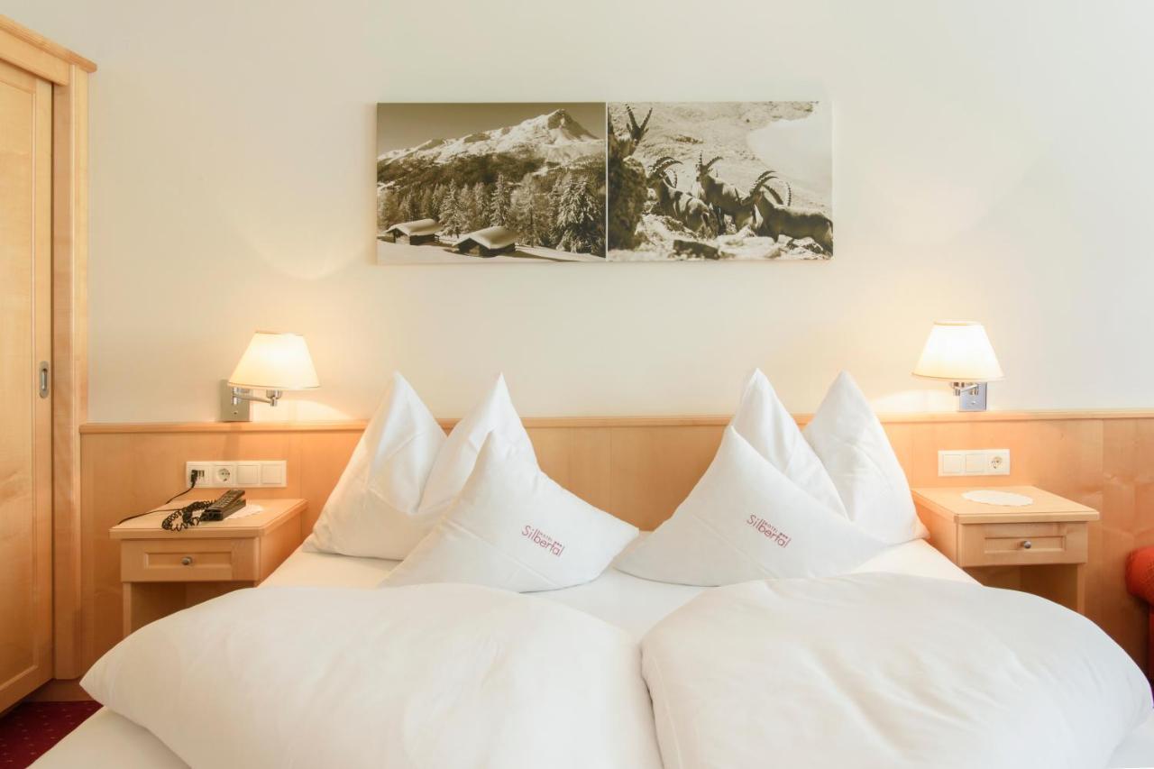 Hotel سيلبيرتال الغرفة الصورة