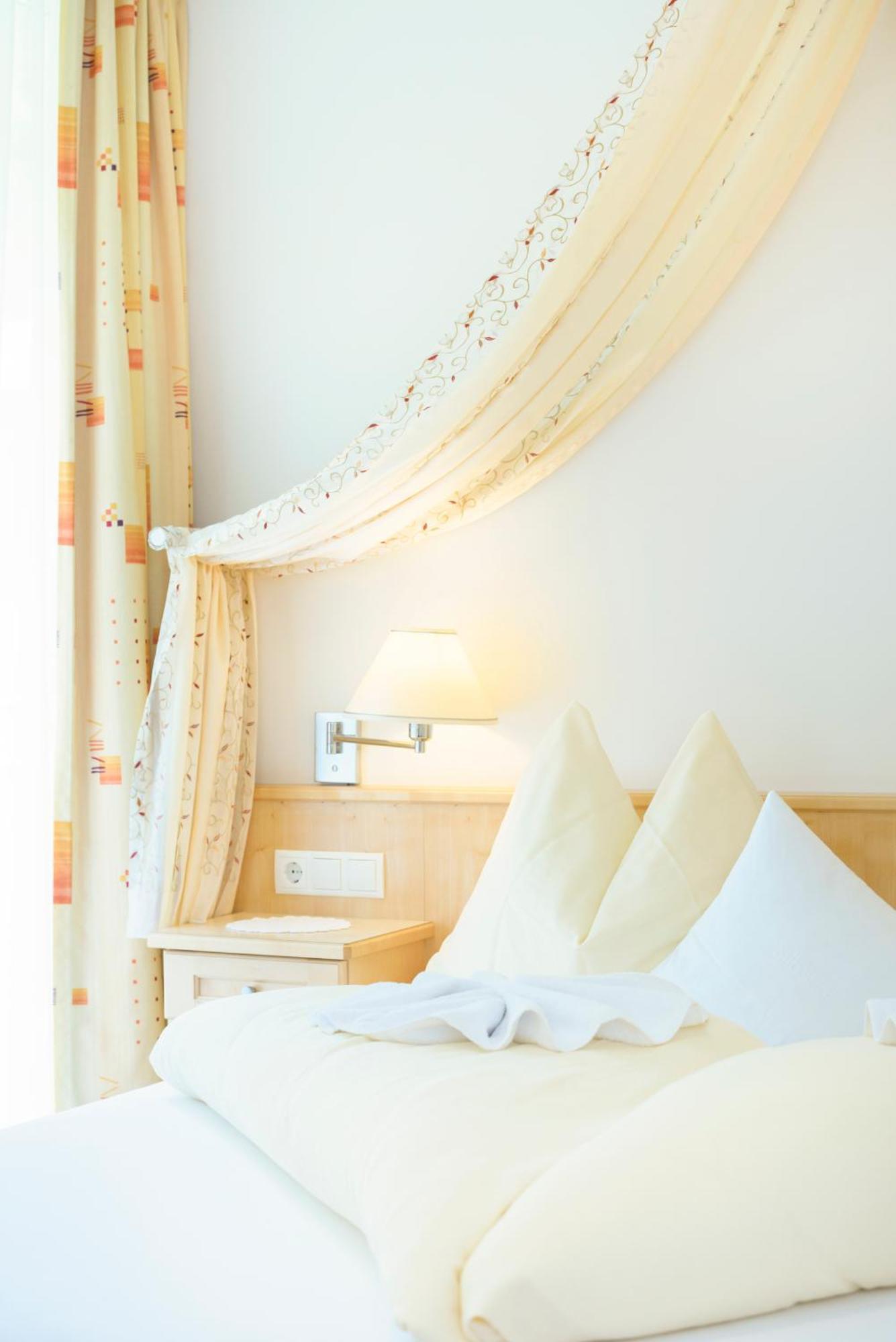 Hotel سيلبيرتال الغرفة الصورة
